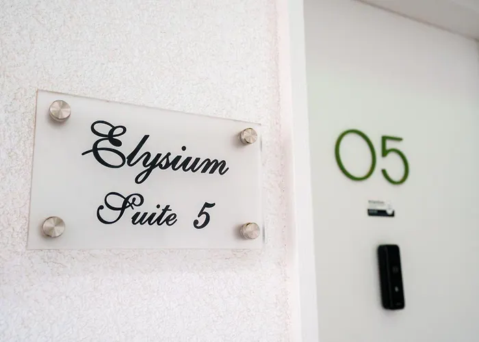 Apartment Mythical - Gym*yoga Room*pools *